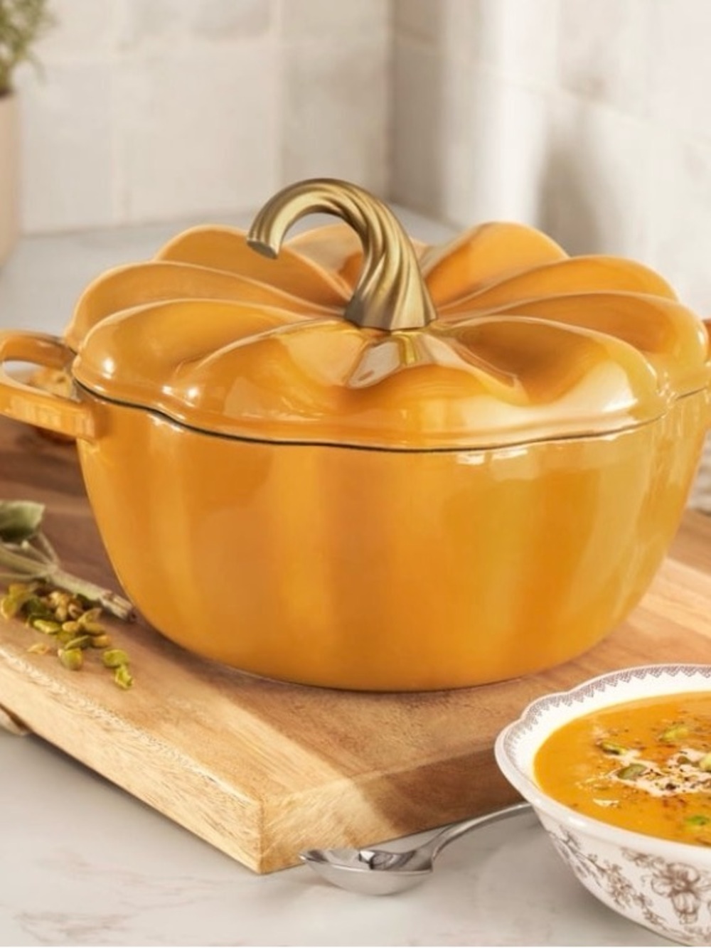 🌺 New Pioneer Woman 2-Quart Linen Pumpkin Dutch Oven “Orange Yellow”